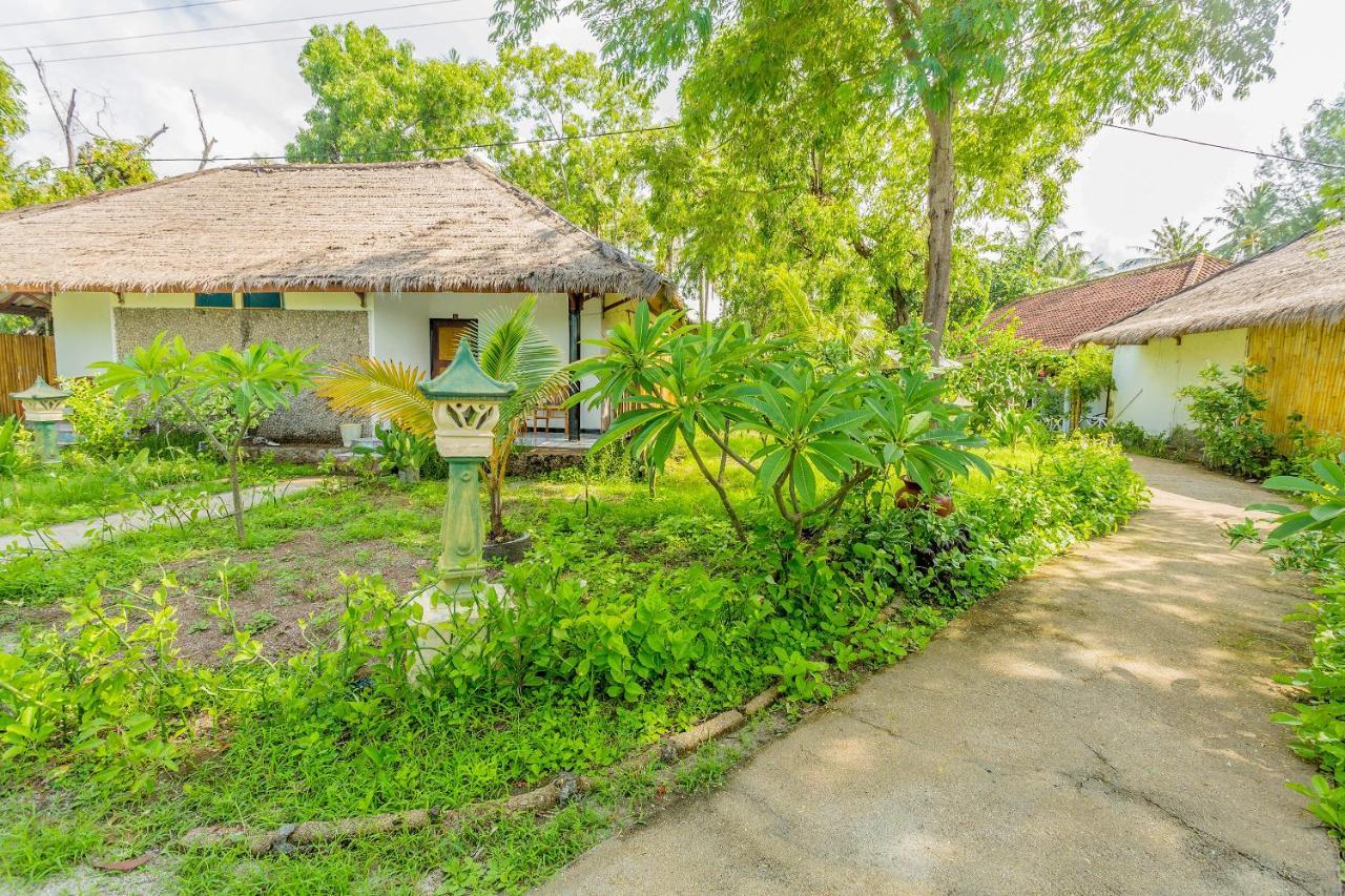 Oyo 2861 Hotel Gili Air & Restaurant Exterior foto